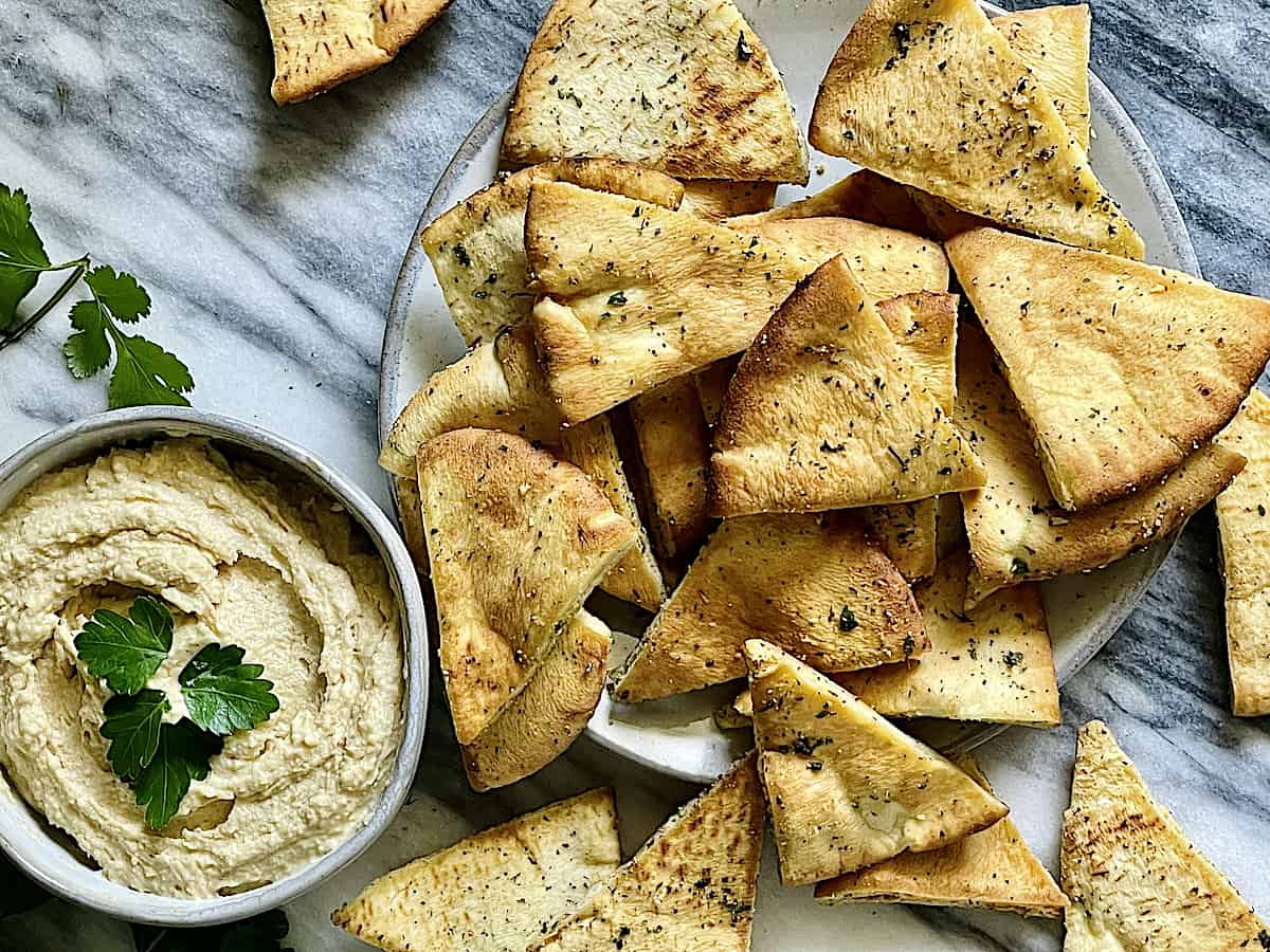 How To Make Easy Baked Pita Chips Like Cava