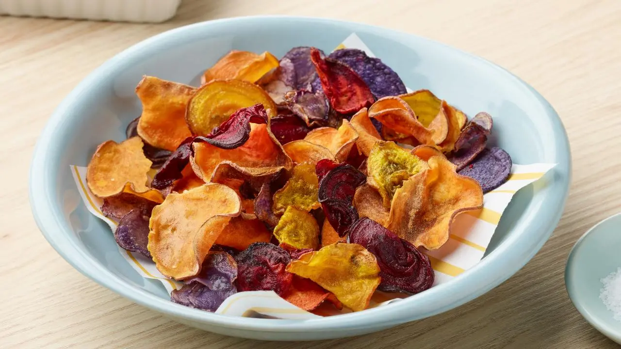 How To Make Air-Fried Veggie Chips [Easy Steps]